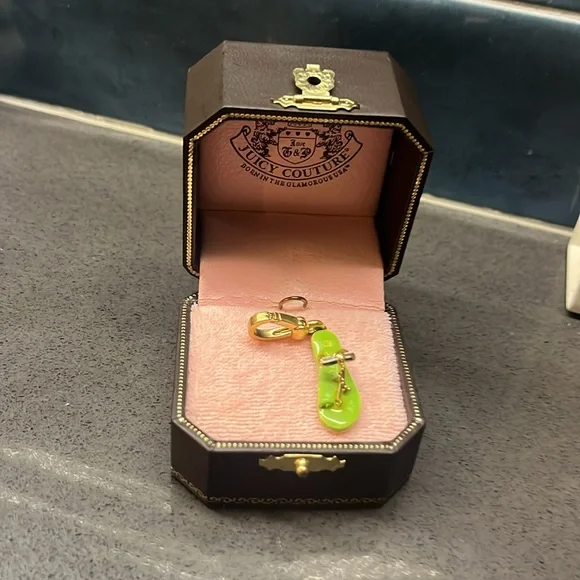 Juicy Couture Beach Rare Retired Sandal Charm - Picture 13 of 15